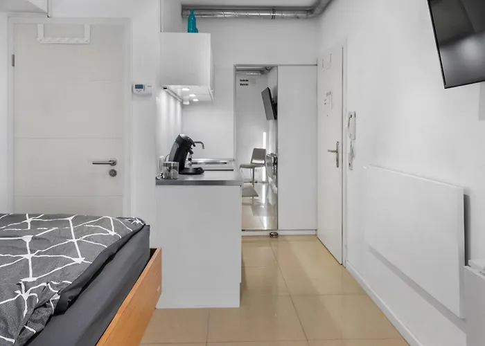 Apartament With Bedaway *